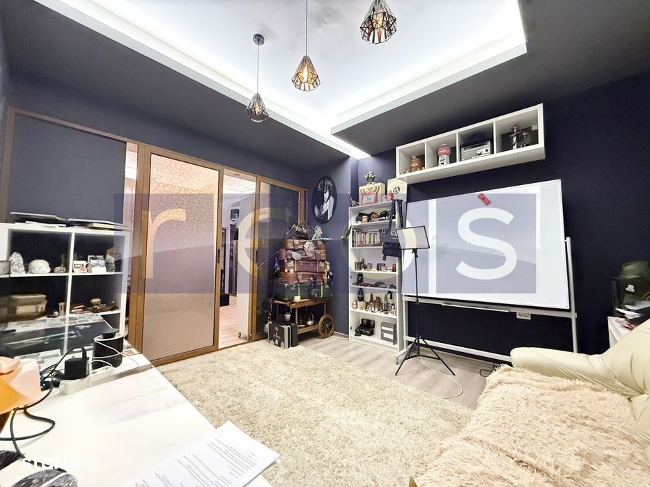 Vanzare 4 Camere | Zona Univesitate | Centrala Proprie