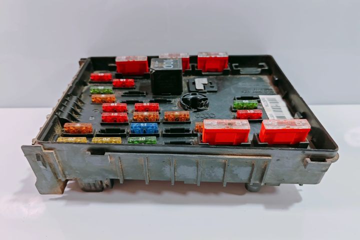 Panou Siguranta  tablou siguranta 3C0937125 Volkswagen VW Caddy a 3-a