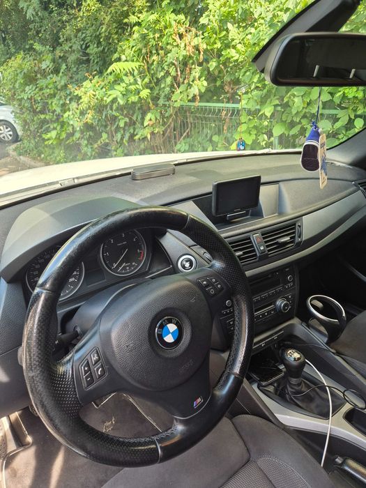 BMW X1 2011 — imagine 4