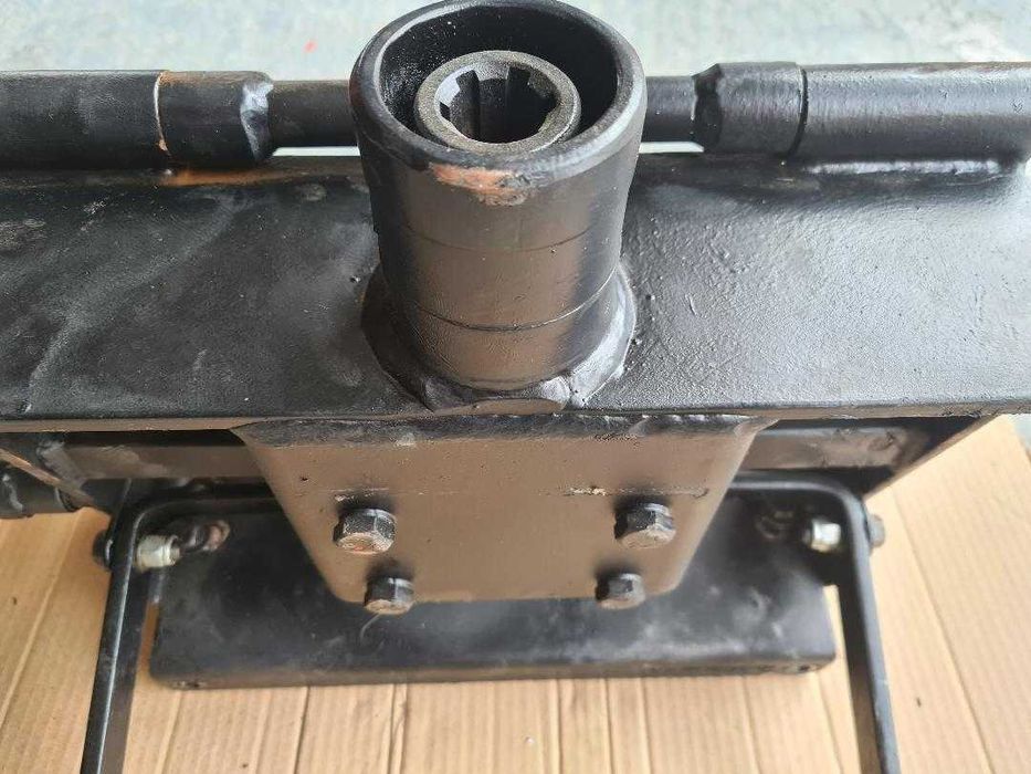 priza putere fata tractoras tuns iarba