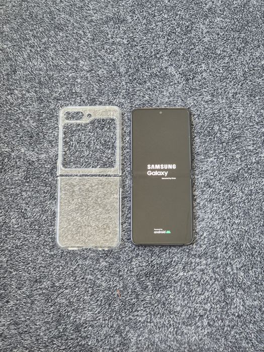 Samsung Z flip 5 - 5G - 512 GB    Black
