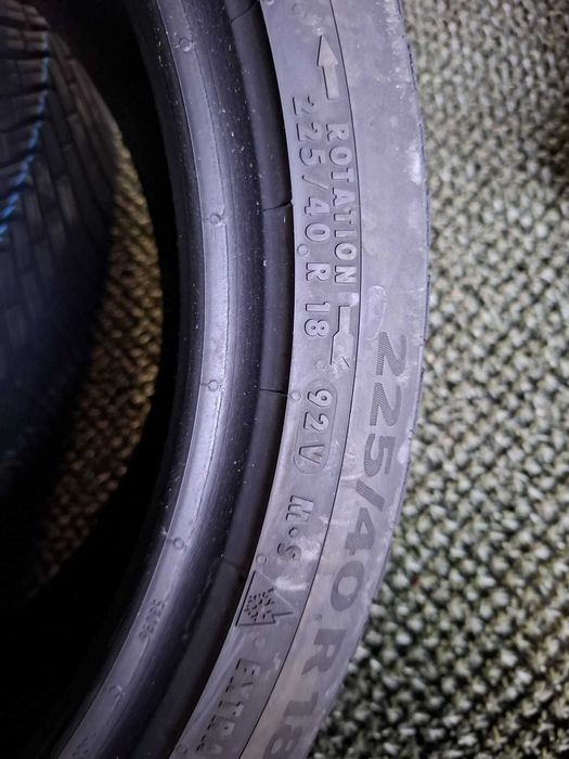225 40 18 continental falken