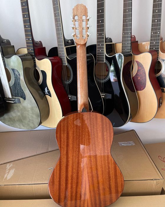 Гитара Agnetha AСG E150