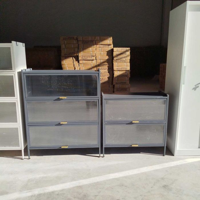 Современный универсальнй шкаф с откидной дверцей вверх