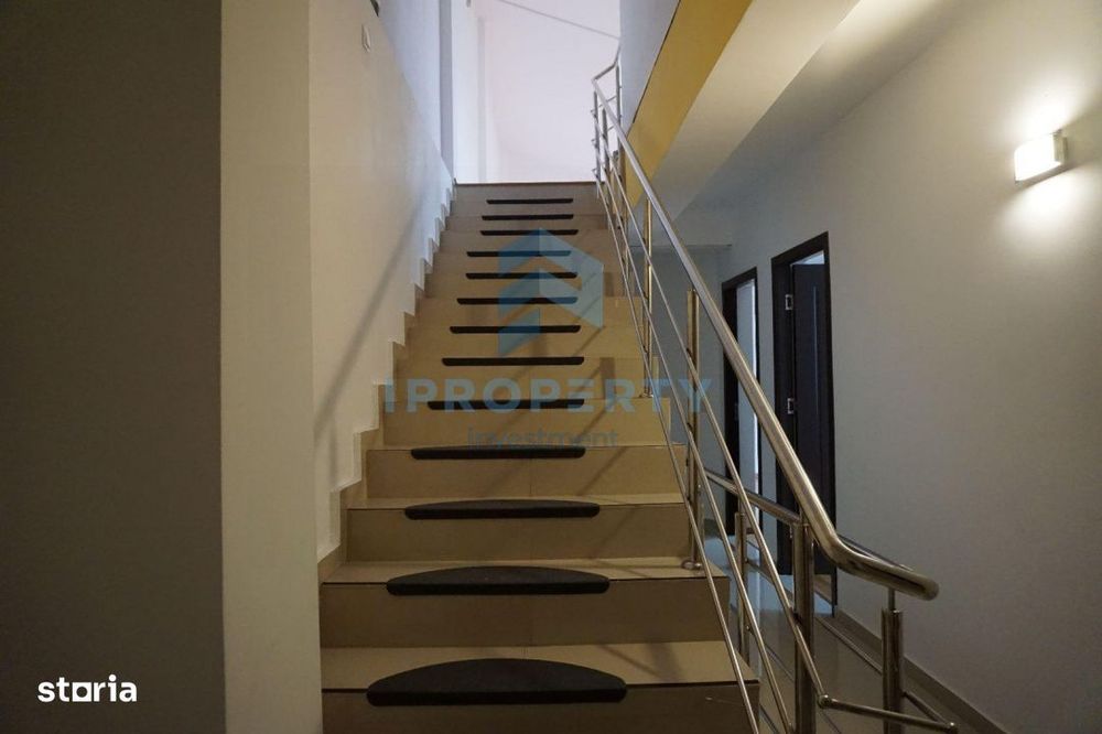 Comercial-Birouri | Piata Victoriei | 250 mpu | 18 Camere | Curte prop