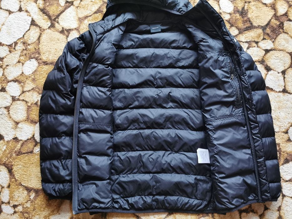 Geaca Peak Performance S salewa mammut salomon la sportiva marmot