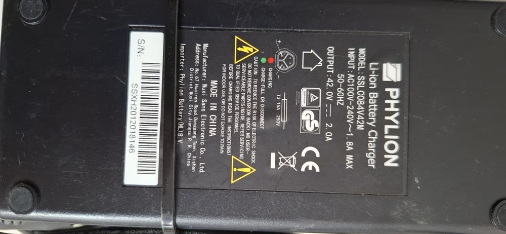 Incarcator bicicleta electrica Phylion de 42V cu 2A