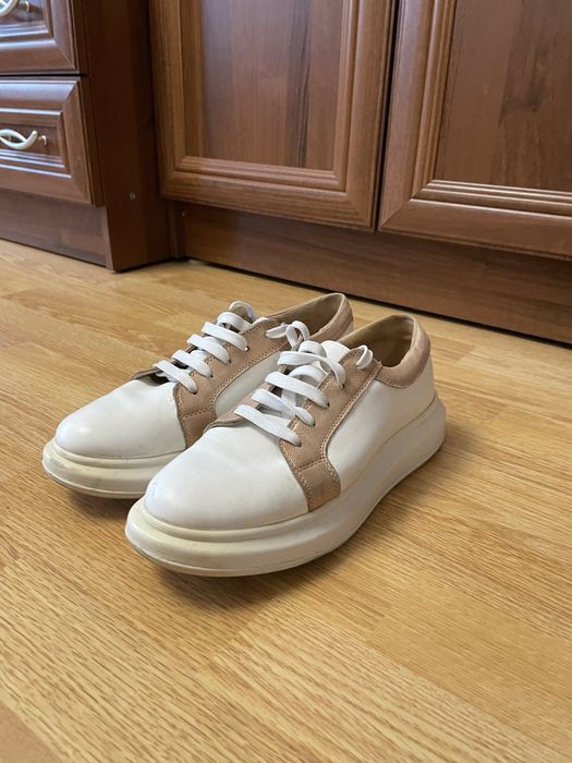 Papuci de piele fete