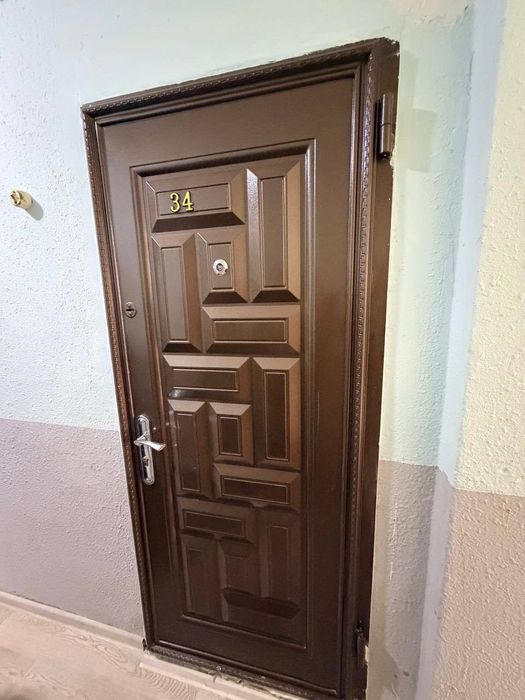 Кадышева 1/3/4 бывшее общежитие со всеми условиями