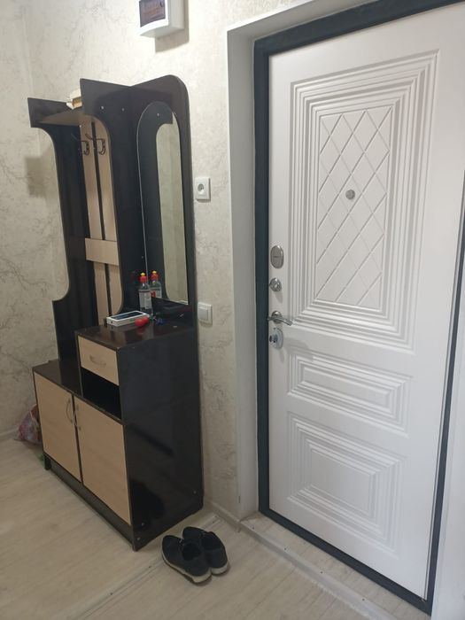 Екі бөлмелі пәтер жалға беріледі. Мкр Сайрам