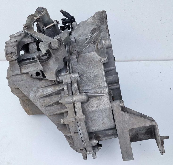 Скоростна Кутия Скорости F40 Опел Инсигниа Opel Insignia 2.0 CTDI