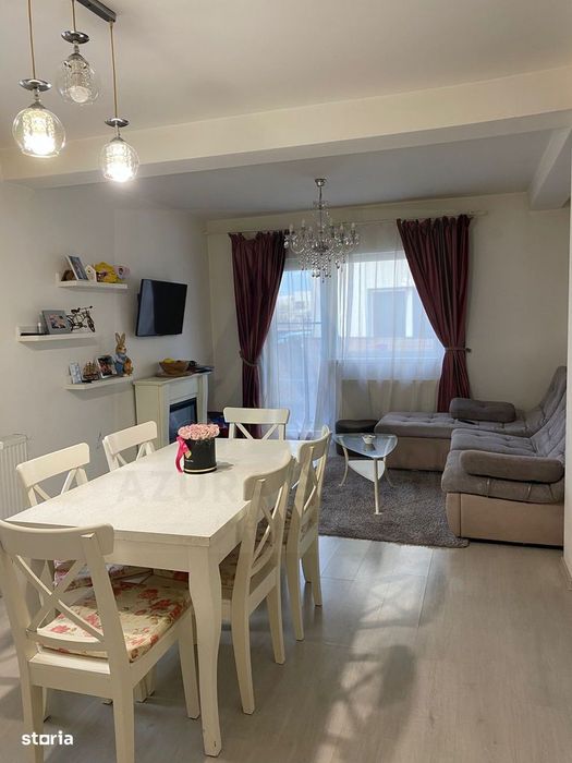 Apartament cu 3 camere 2 bai curte individuala 74 mp în Șelimbăr