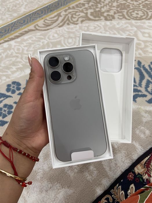 iPhone 16rpo ұсталған