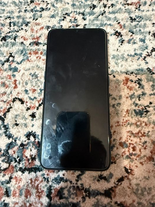 Vând oppo a9 2020