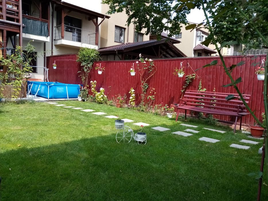 Proprietar închiriez vila cuplata Rosu-Chiajna P+2, 5 camere, 3 bai, 3 locuri parcare