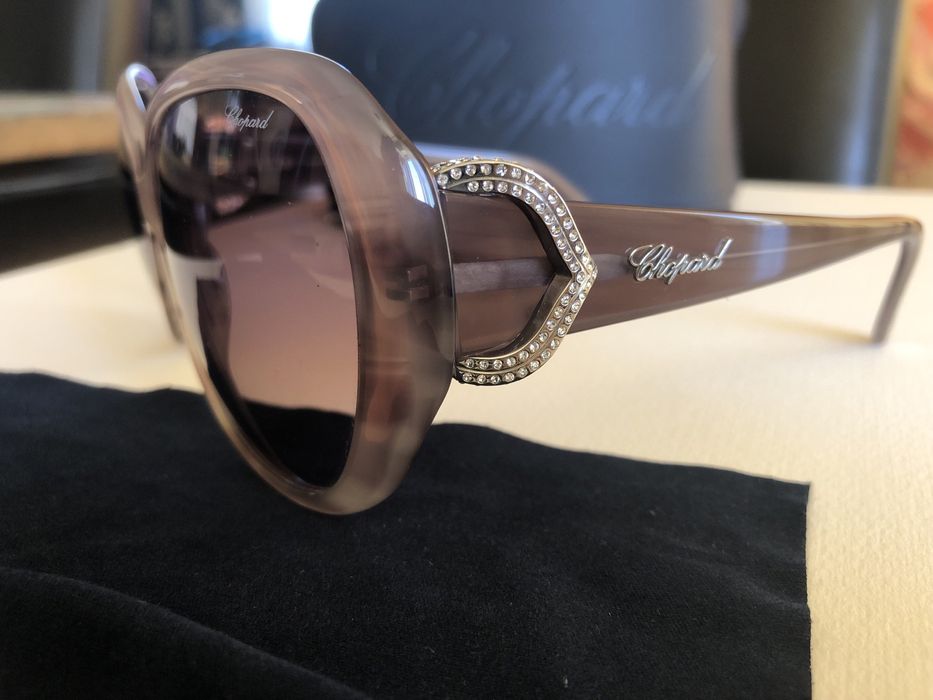 Ochelari de soare Chopard Oversized Butterfly SCH089S