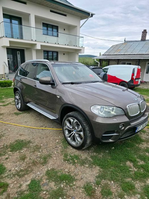 Vând BMW X5 E70 Facelift