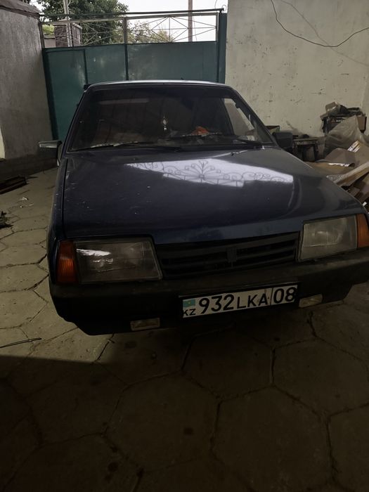 Ваз 21099.