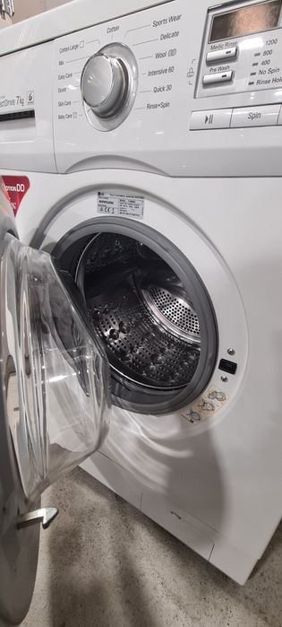 Пералня LG Direct Drive А+++ 7кг 1200обр