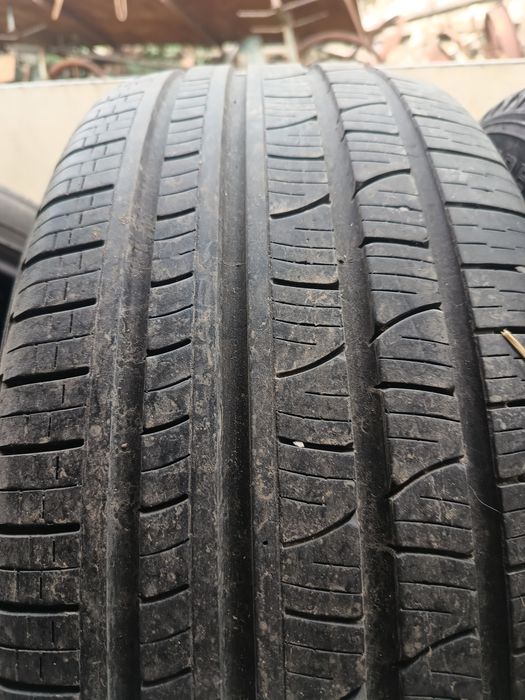 Vând 4 cauciucuri Pirelli scorpion verde in stare  foarte bună!