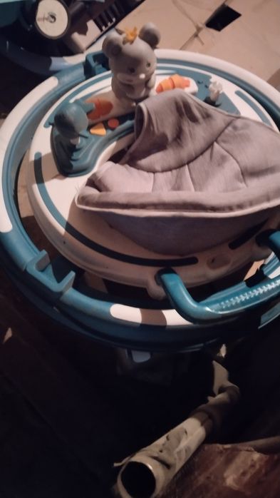 Продам ходунки 15000