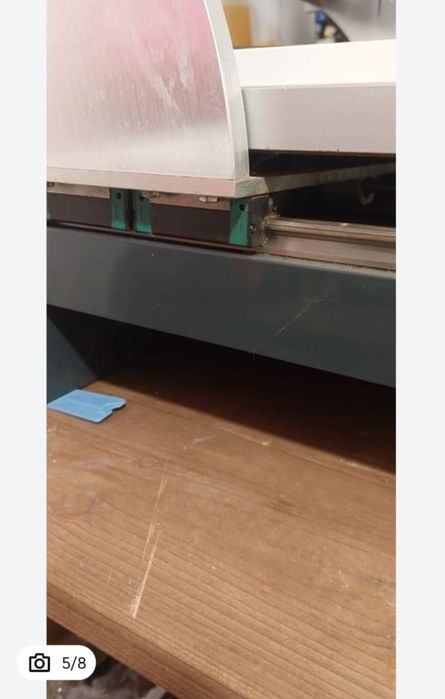 Vând CNC puțin folosit