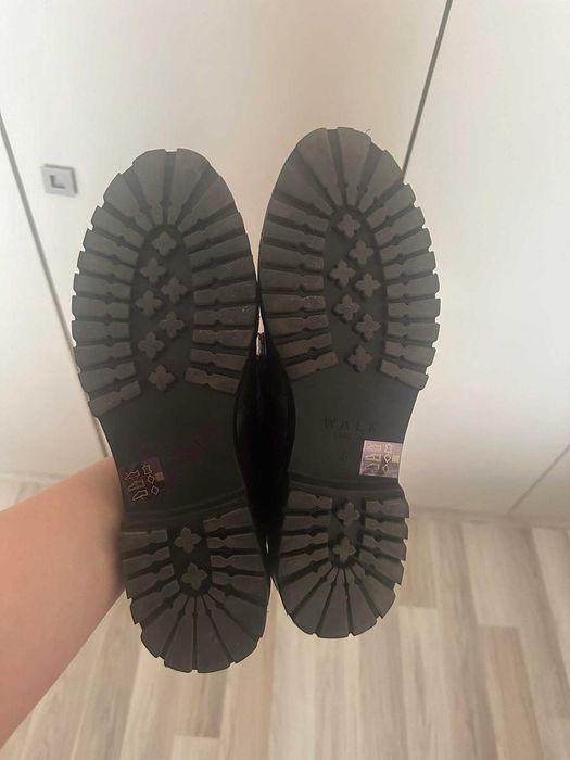 Дамски обувки от естествена кожа