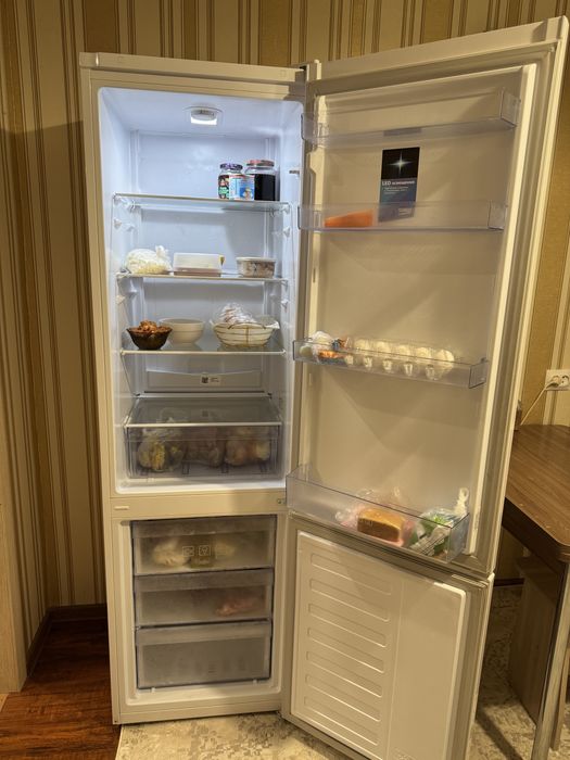 продам холодильник
