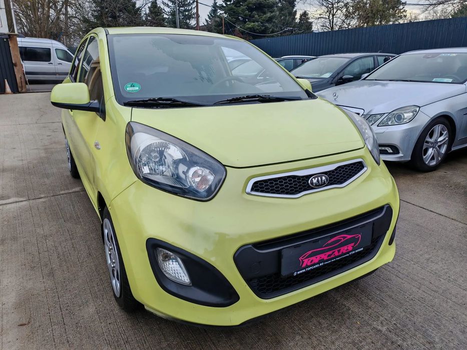 Kia Picanto Kia Picanto 1.0i // Vindem in Rate Avans Zero cu Buletinul //