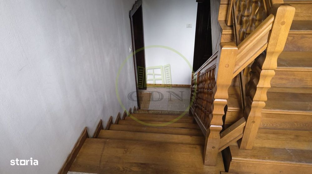 Penthouse cu vedere spectaculoasa catre Varful Omu si Masivul Bucegi |