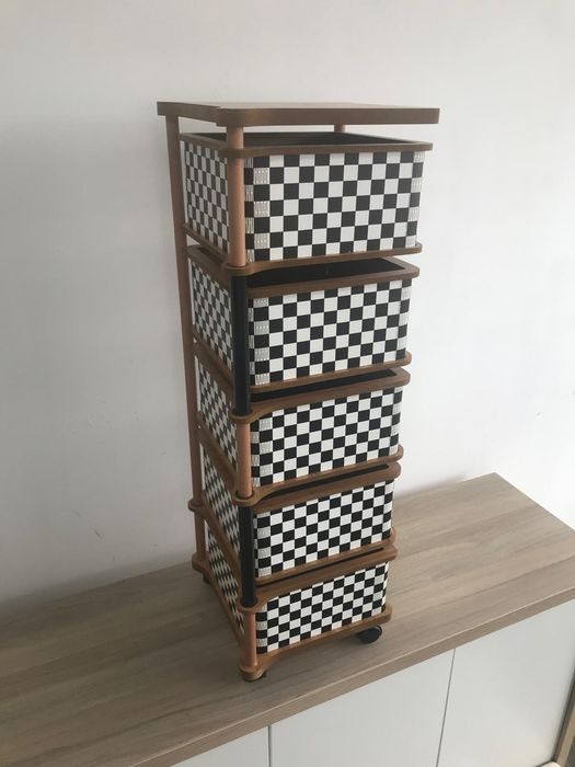 Функционални стилажи за кухнята от дърво- 49€
