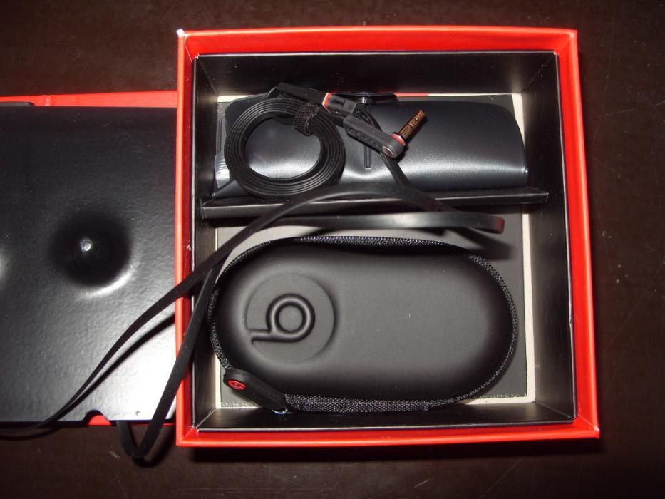 Слушалки by Dr. Dre Tour