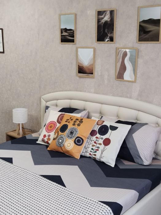 в центре ! час , день,ночь, сутки