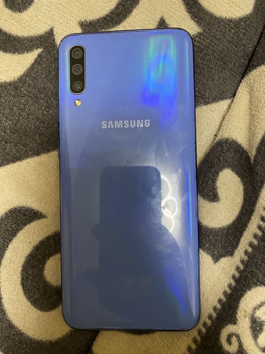 Samsung A70 в идеальном состоянии