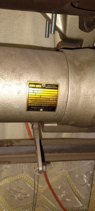 Mașină de cusut industriala