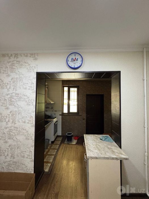 Sotiladi 2 xona 60m2 kvartira qulay joyda joylawgan