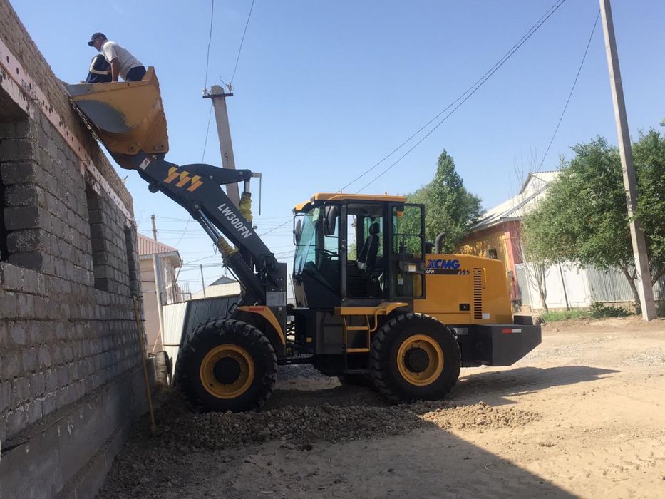 Услуги фронтального погрузчика