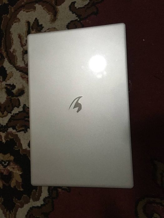 Note book Davon 15 intel