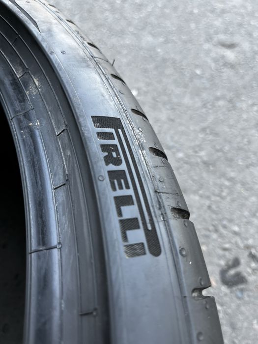 275. 30.  R.21  Pirelli   P. Zero