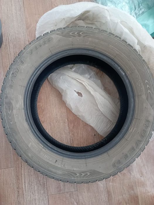 Продам шины  липучка