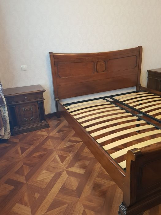 Продам Итальянский гарнитур