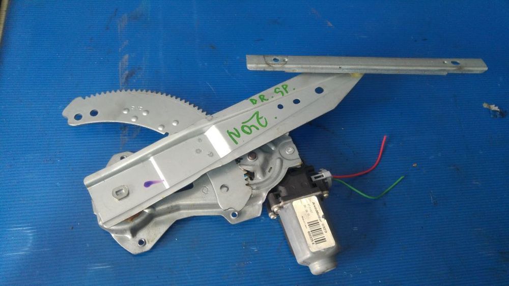 macara cu motoras dreapta spate nissan note e11  2004-2013 400929a