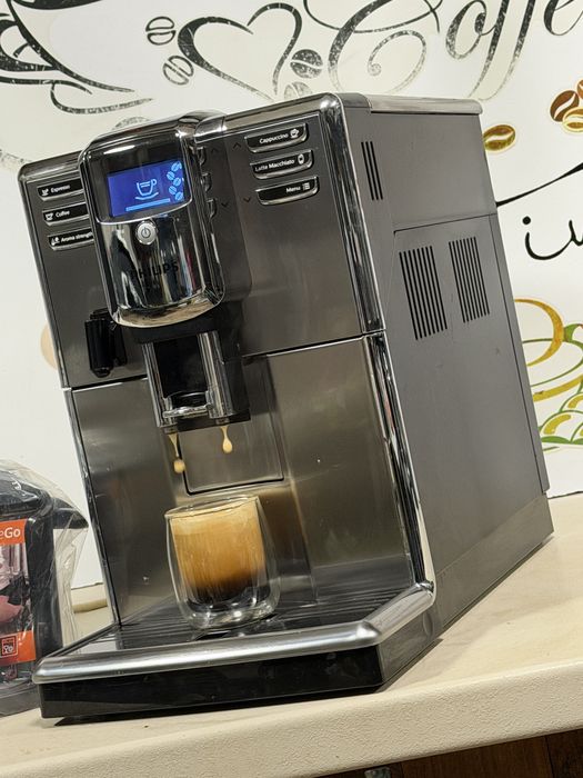 Кафемашина кафе автомат Philips Incanto Latte go с гаранция