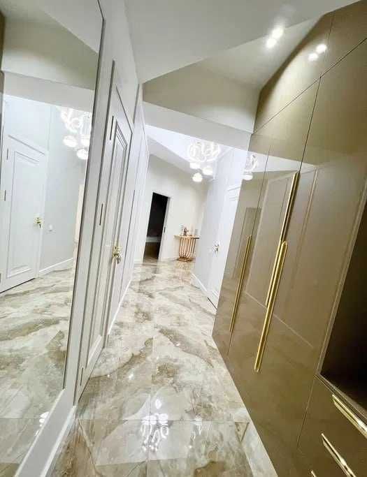 Срочно Продается 3\6\12 Жк NICE VILLAS олмос махалла яшнобод !!