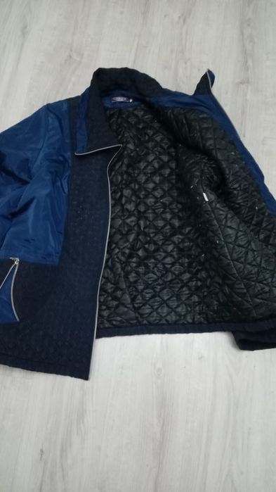 Женская куртка , 60 рр