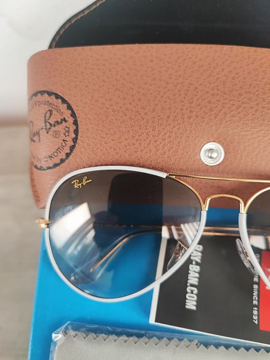 Ochelari de soare Ray Ban, lentila negru, rama metalica argintie,