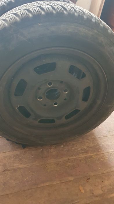 Зимни гуми с джанти R 14 -4бр.