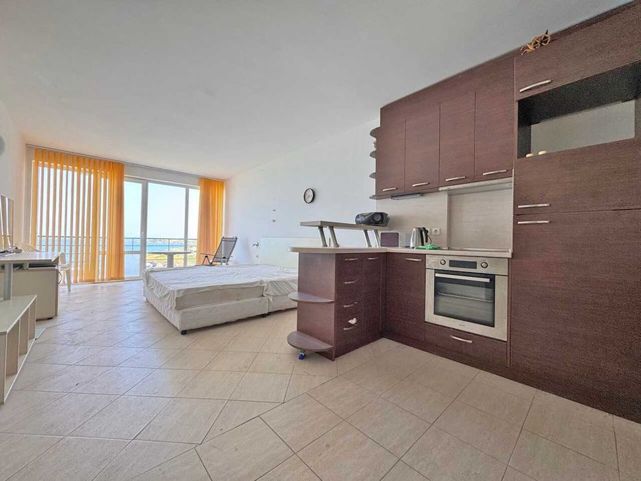 Продава се Двустаен апартамент в Китен - 73 кв.м за 1439 €/кв.м - Снимка #1