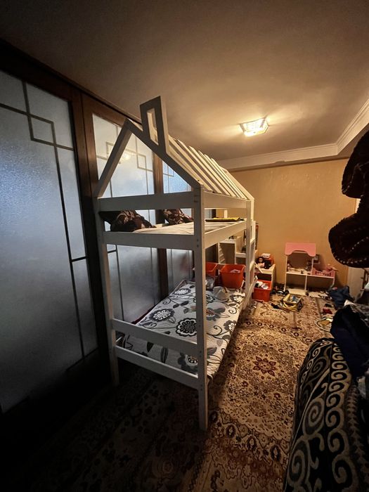 Двухярусная кровать 85-200