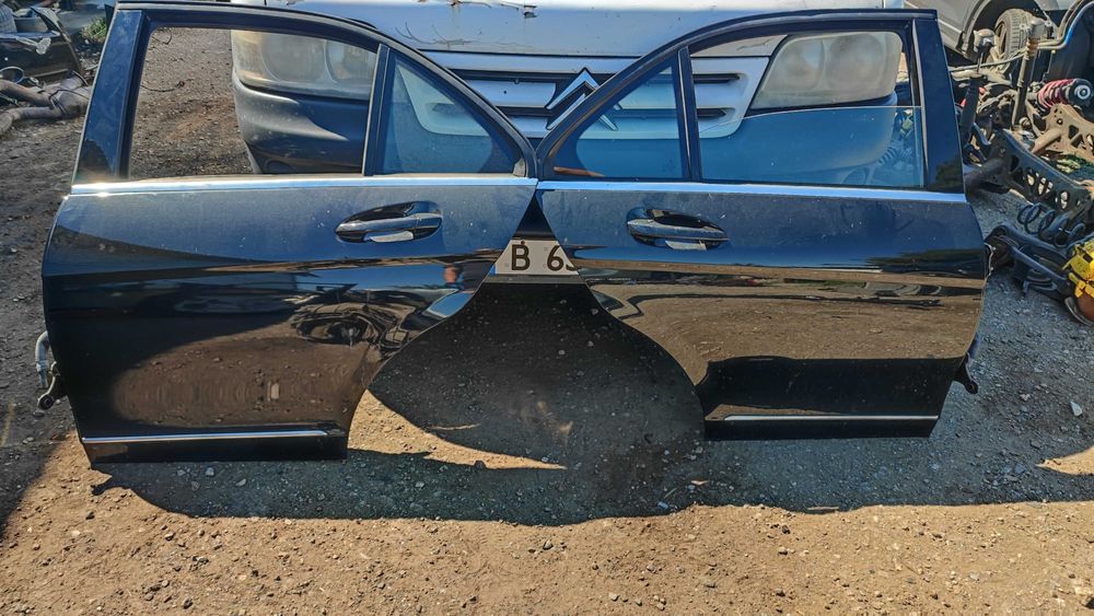Предна задна врата лява дясна Мерцедес W204 C class Mercedes врати